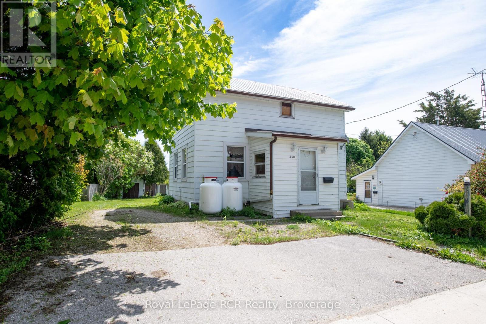 












450 JAMES STREET W

,
Wellington North (Mount Forest),




Ontario
N0G2L3

