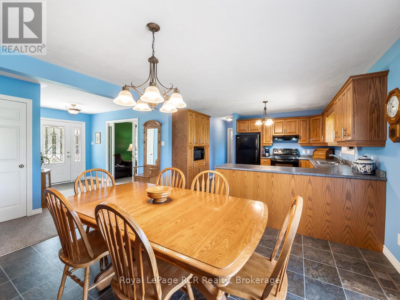 












280 SOMERS STREET

,
Georgian Bluffs,




Ontario
N4K6V5

