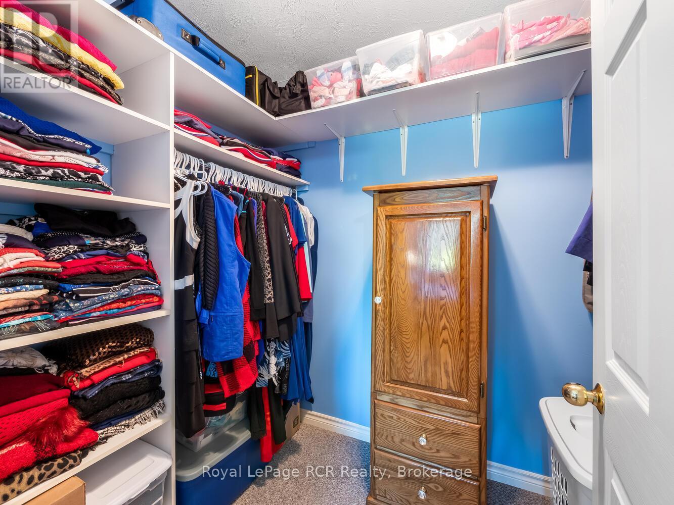 












280 SOMERS STREET

,
Georgian Bluffs,




Ontario
N4K6V5

