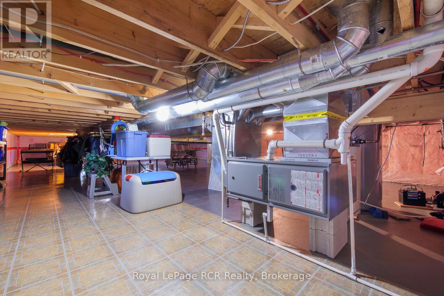 












280 SOMERS STREET

,
Georgian Bluffs,




Ontario
N4K6V5

