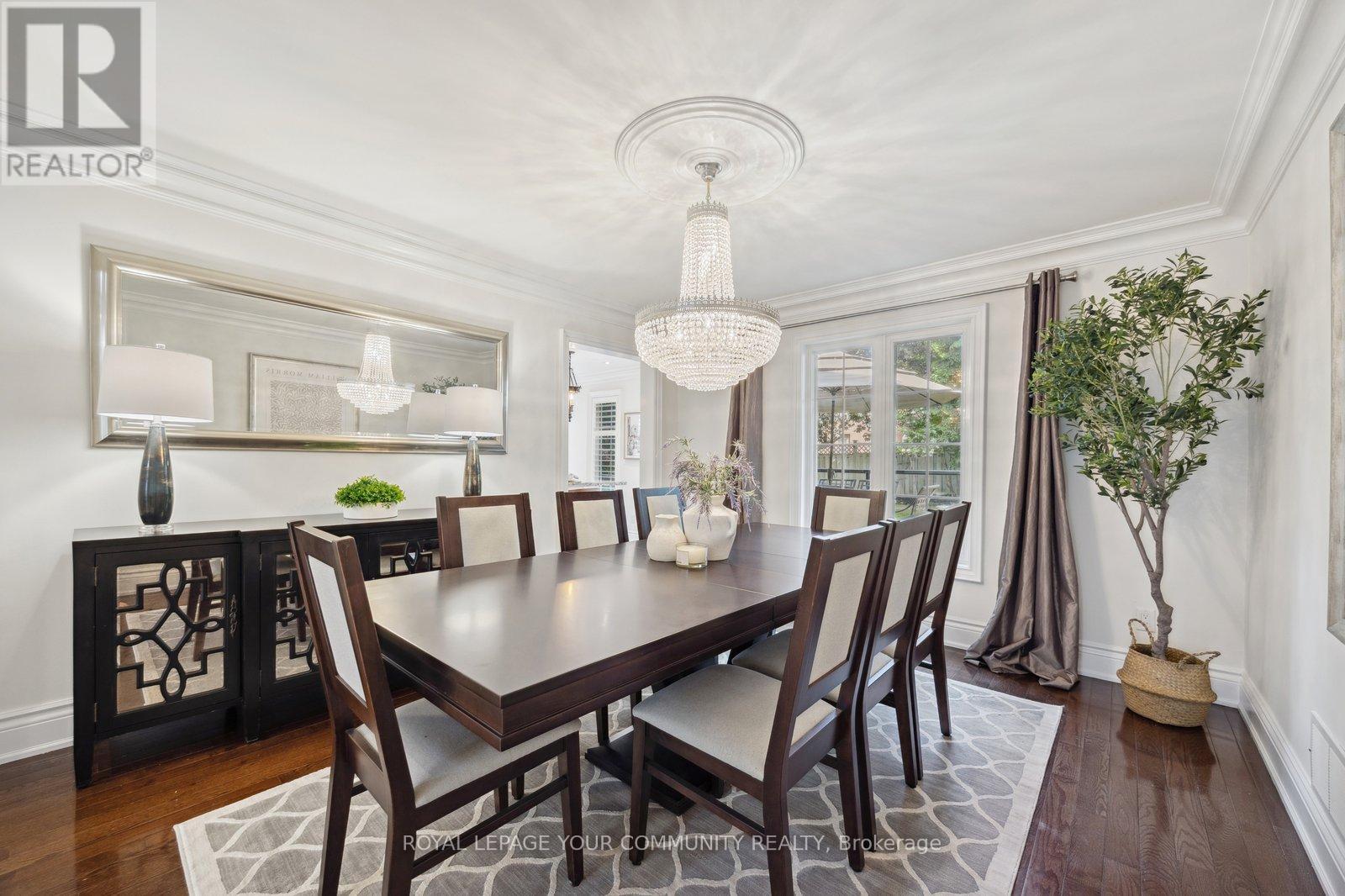 












16 WHITE LODGE CRESCENT

,
Richmond Hill,




Ontario
L4C8Z7

