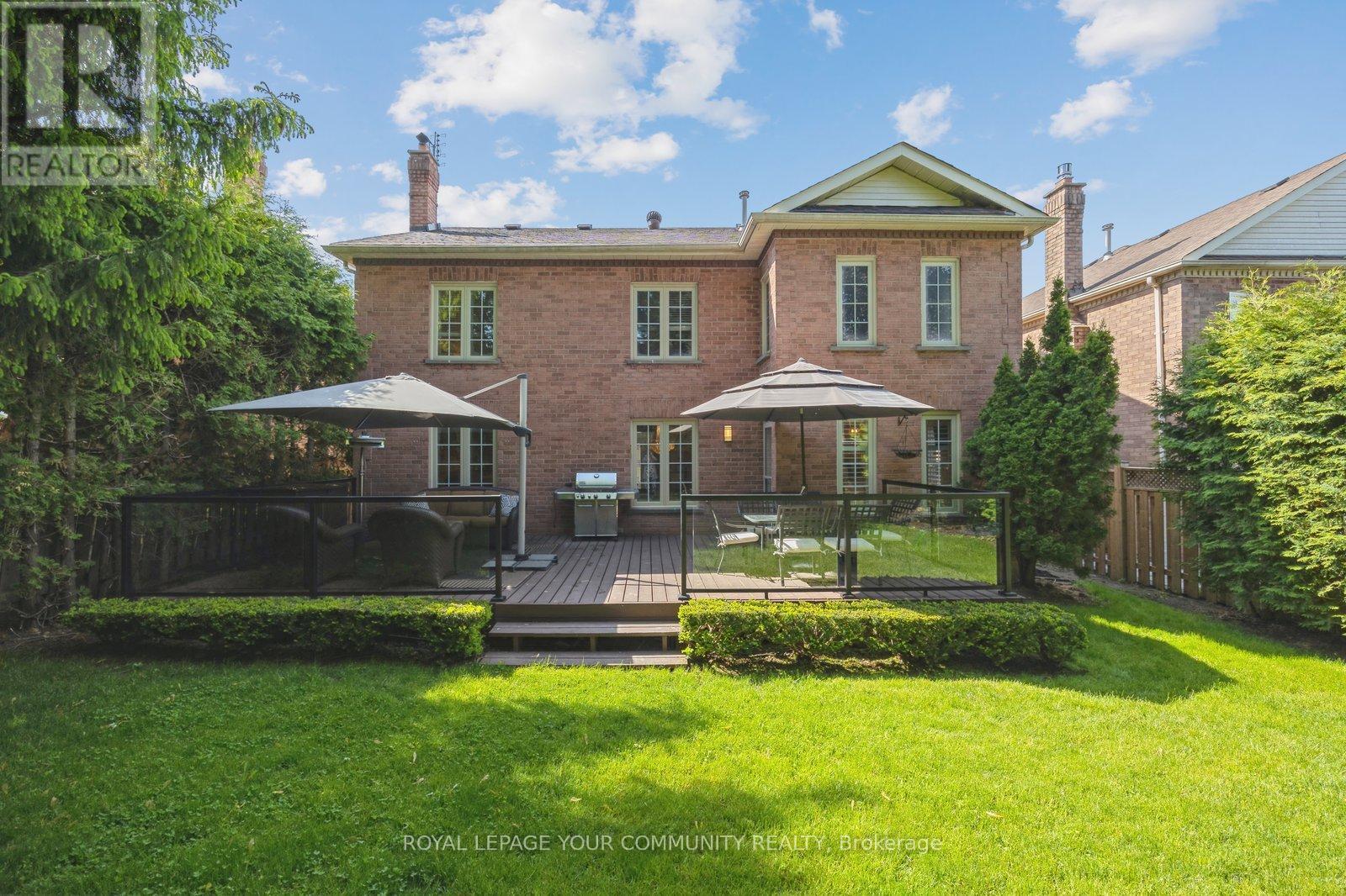 












16 WHITE LODGE CRESCENT

,
Richmond Hill,




Ontario
L4C8Z7

