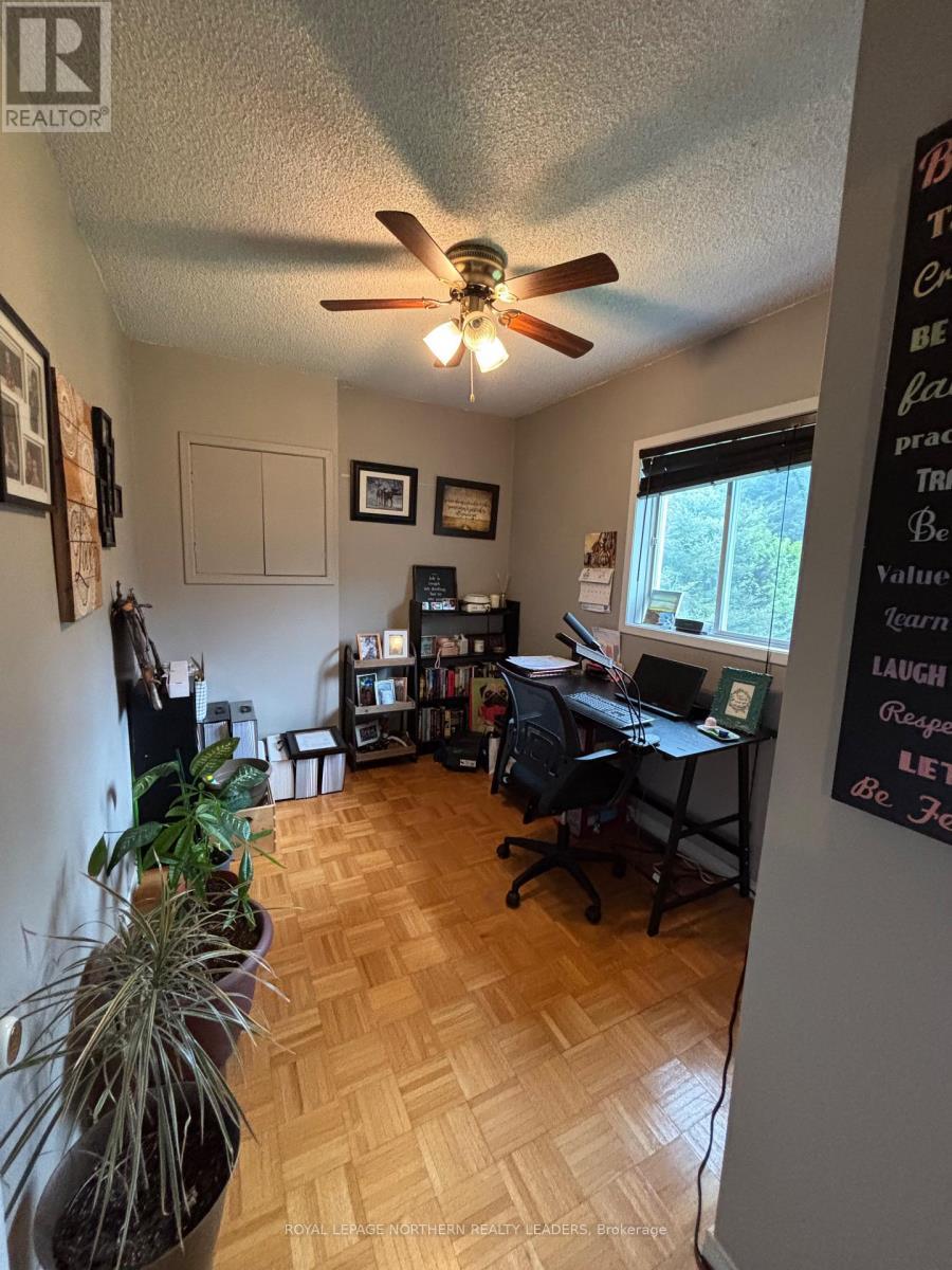 












5 ALGONQUIN ROAD

,
Cochrane,




Ontario
P0L1C0

