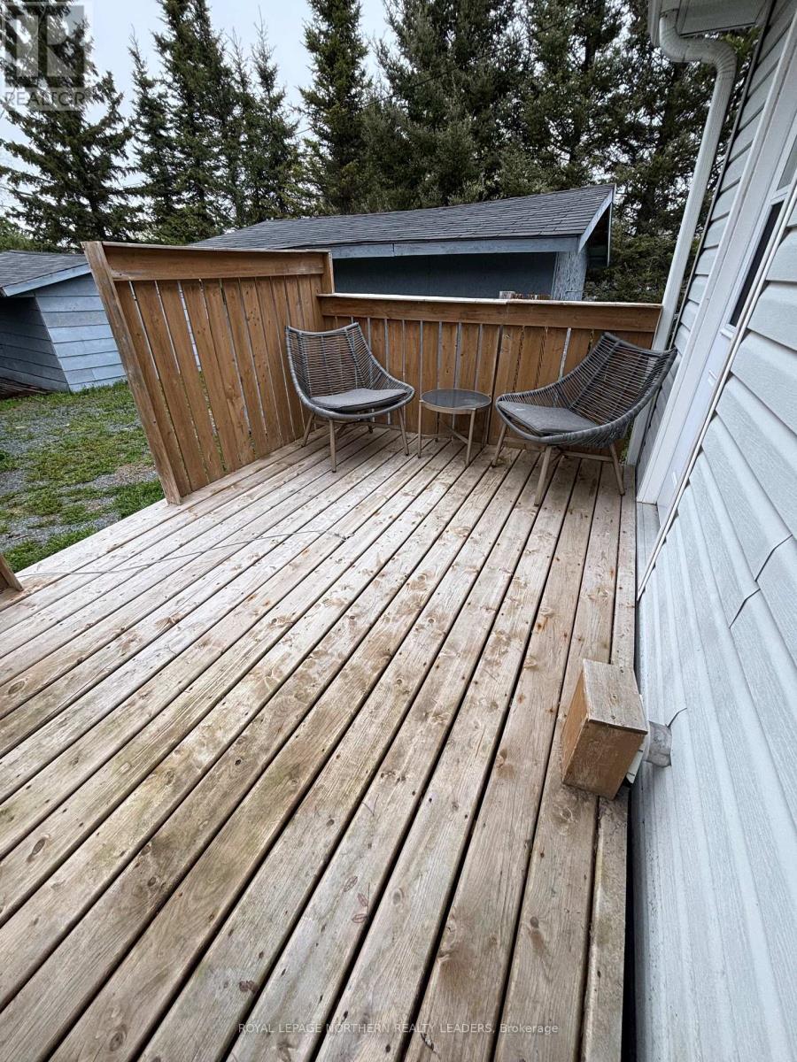 












5 ALGONQUIN ROAD

,
Cochrane,




Ontario
P0L1C0

