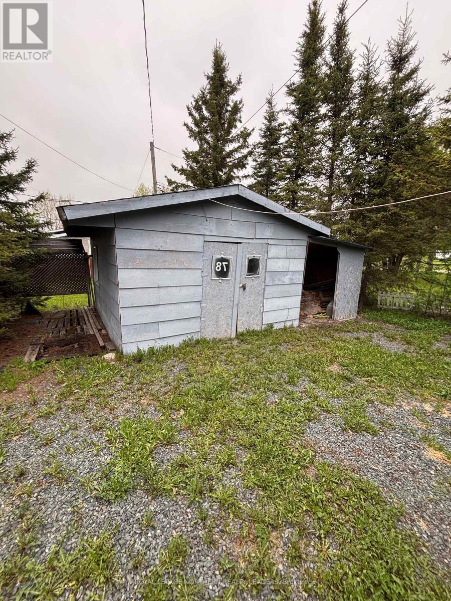 












5 ALGONQUIN ROAD

,
Cochrane,




Ontario
P0L1C0

