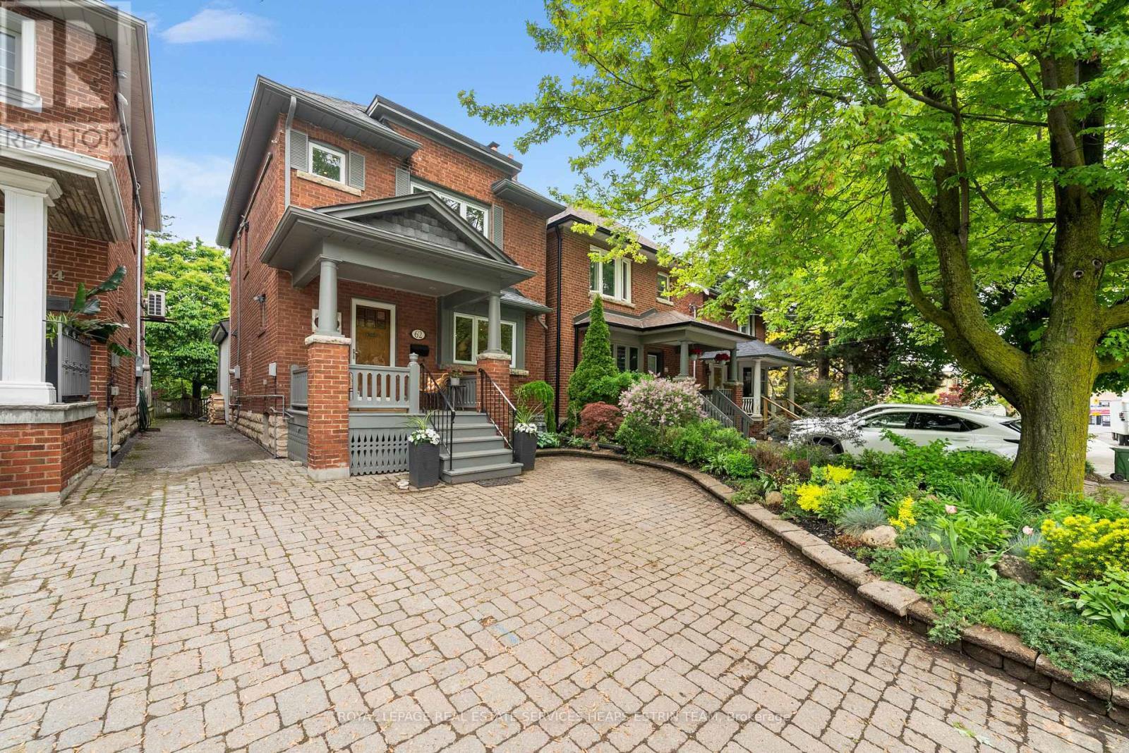 












62 FAIRLAWN AVENUE

,
Toronto,




Ontario
M5M1S7


