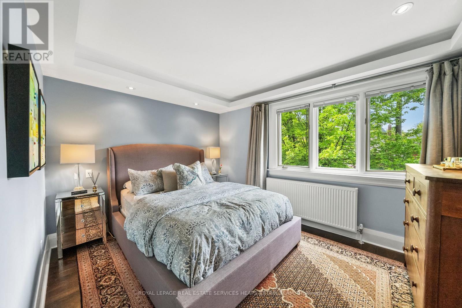 












62 FAIRLAWN AVENUE

,
Toronto,




Ontario
M5M1S7

