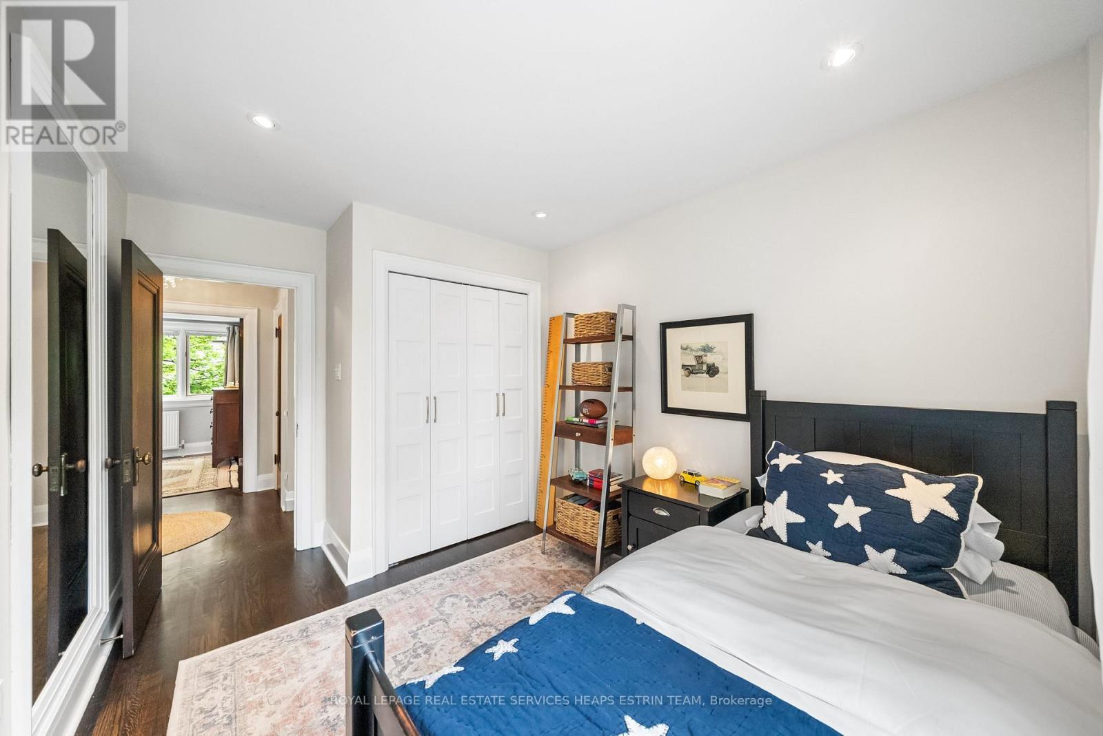 












62 FAIRLAWN AVENUE

,
Toronto,




Ontario
M5M1S7

