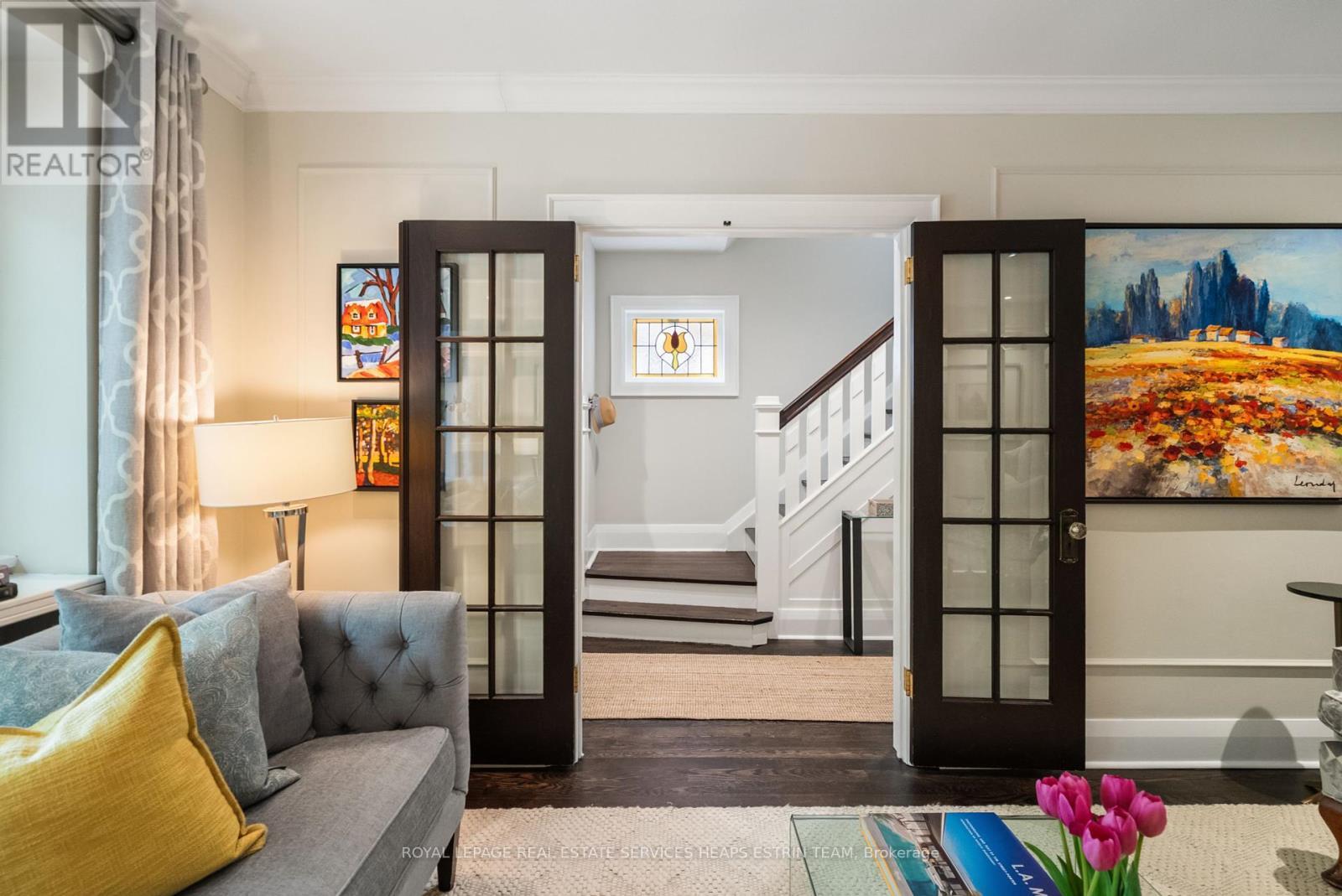 












62 FAIRLAWN AVENUE

,
Toronto,




Ontario
M5M1S7

