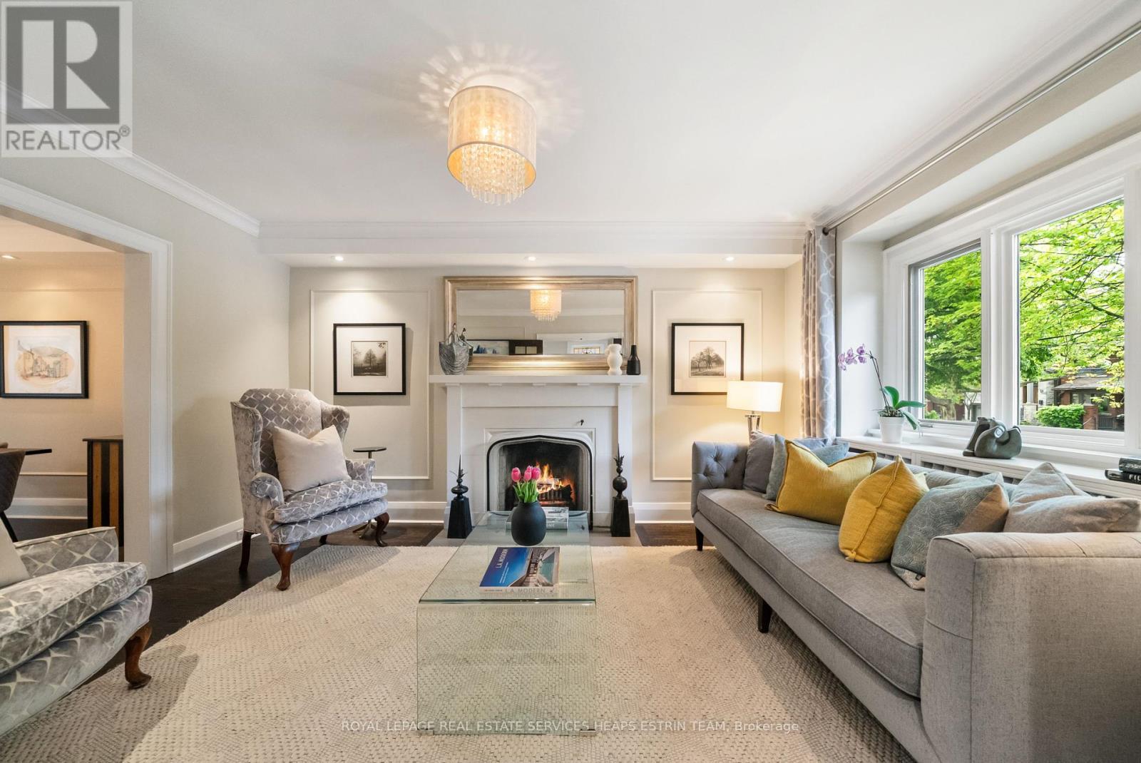 












62 FAIRLAWN AVENUE

,
Toronto,




Ontario
M5M1S7

