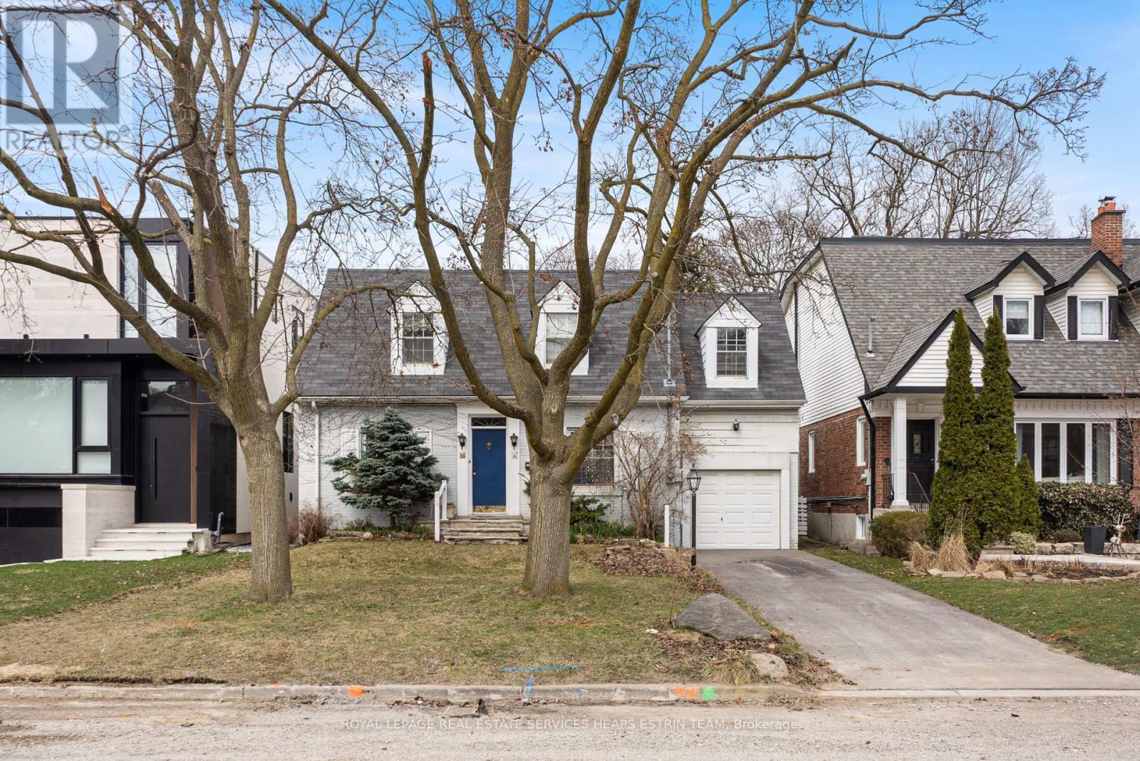 












16 BURNHAM ROAD

,
Toronto,




Ontario
M4G1C1

