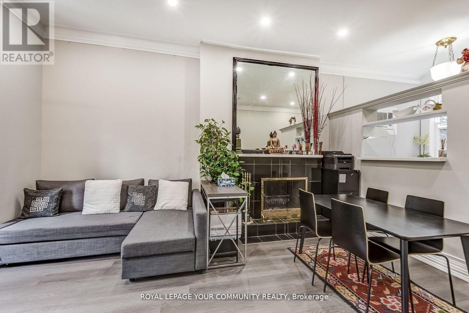 












312 SEATON STREET

,
Toronto,




Ontario
M5A2T7

