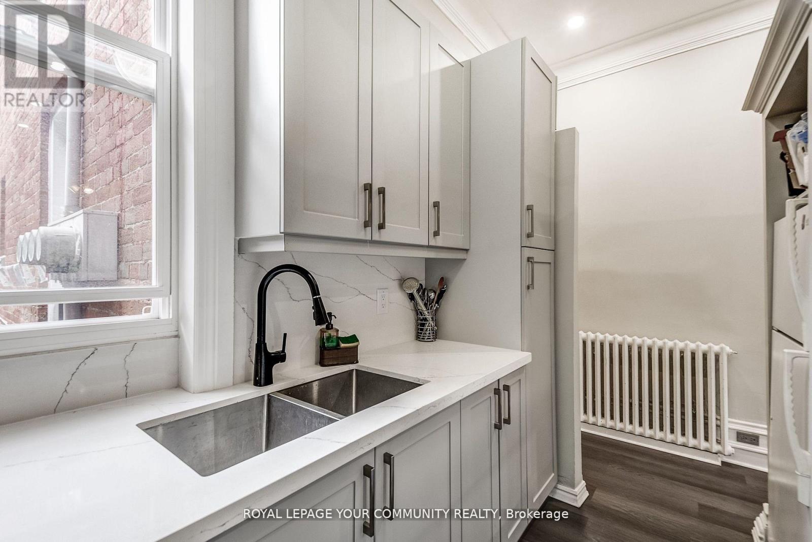 












312 SEATON STREET

,
Toronto,




Ontario
M5A2T7

