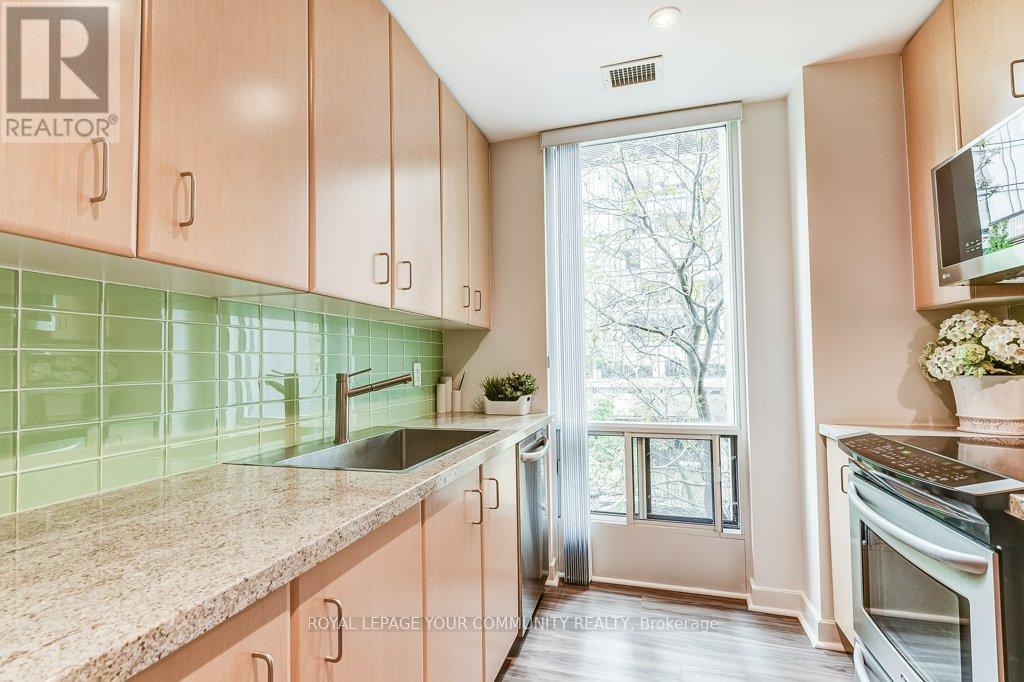 












410 - 85 BLOOR STREET E

,
Toronto,




Ontario
M4W3Y1

