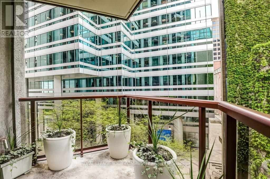 












410 - 85 BLOOR STREET E

,
Toronto,




Ontario
M4W3Y1

