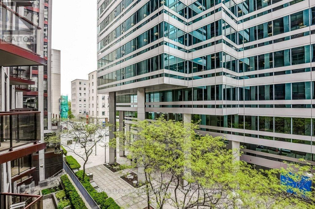 












410 - 85 BLOOR STREET E

,
Toronto,




Ontario
M4W3Y1

