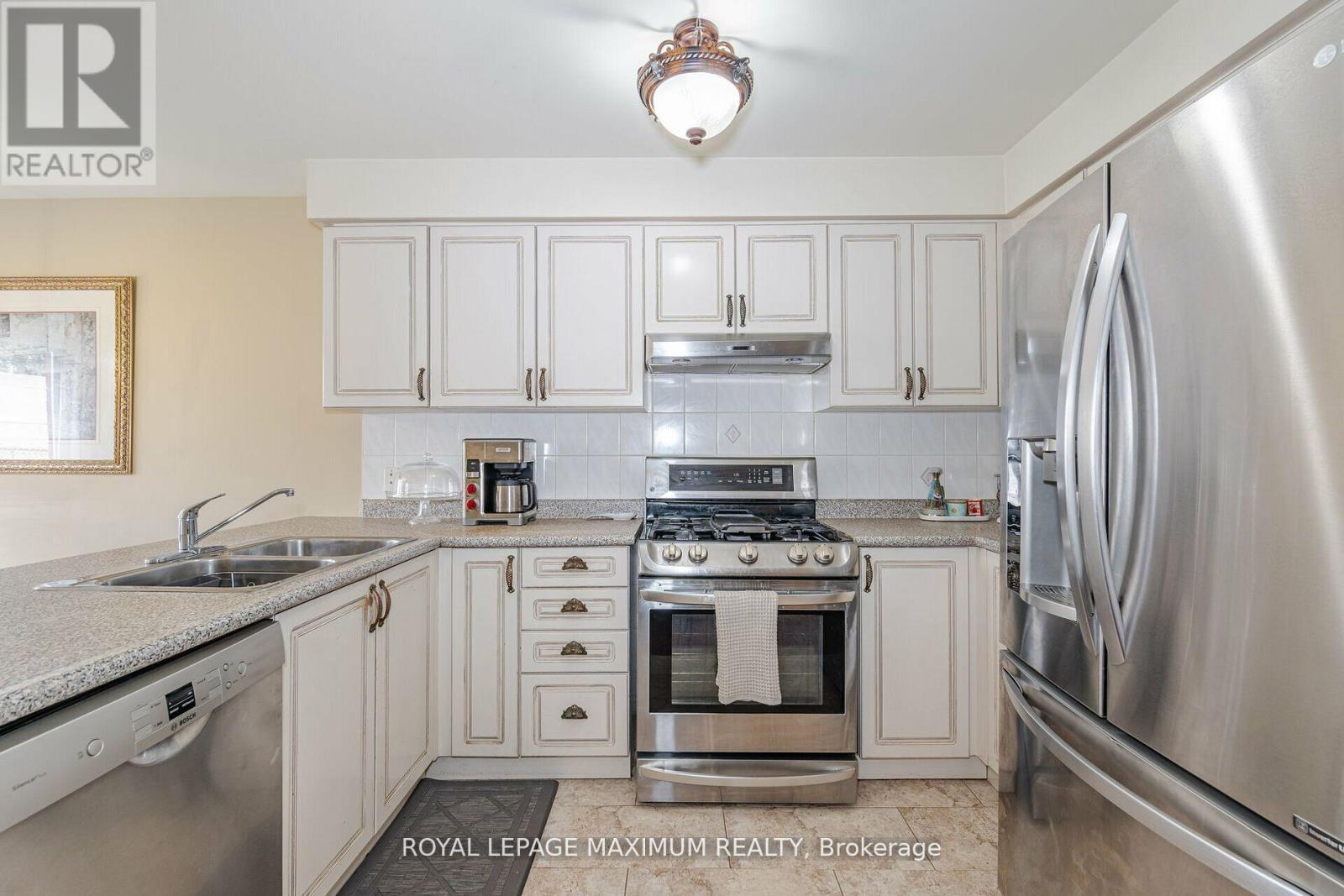 












50 BIG MOE CRESCENT

,
Brampton,




Ontario
L6P1J7

