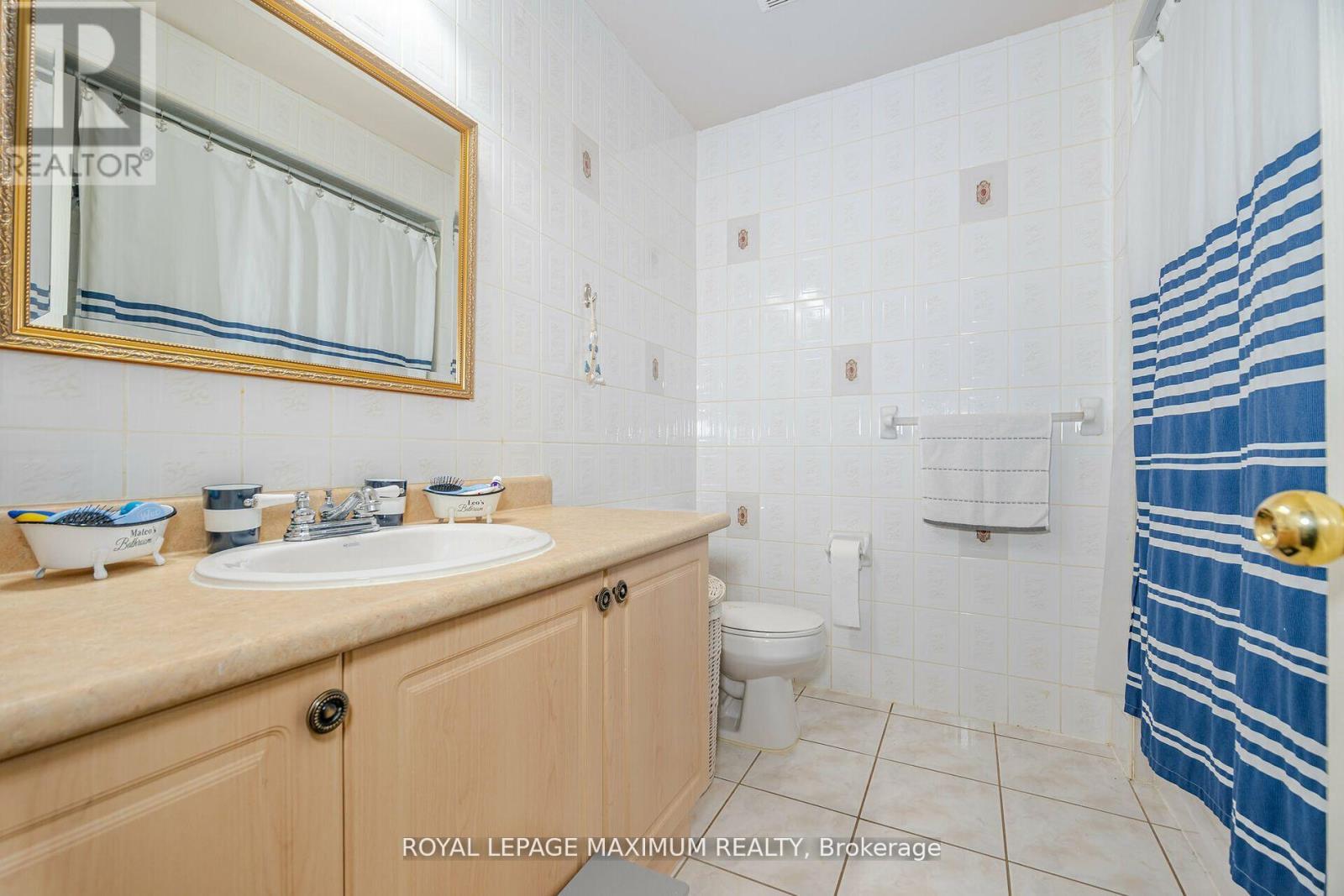 












50 BIG MOE CRESCENT

,
Brampton,




Ontario
L6P1J7

