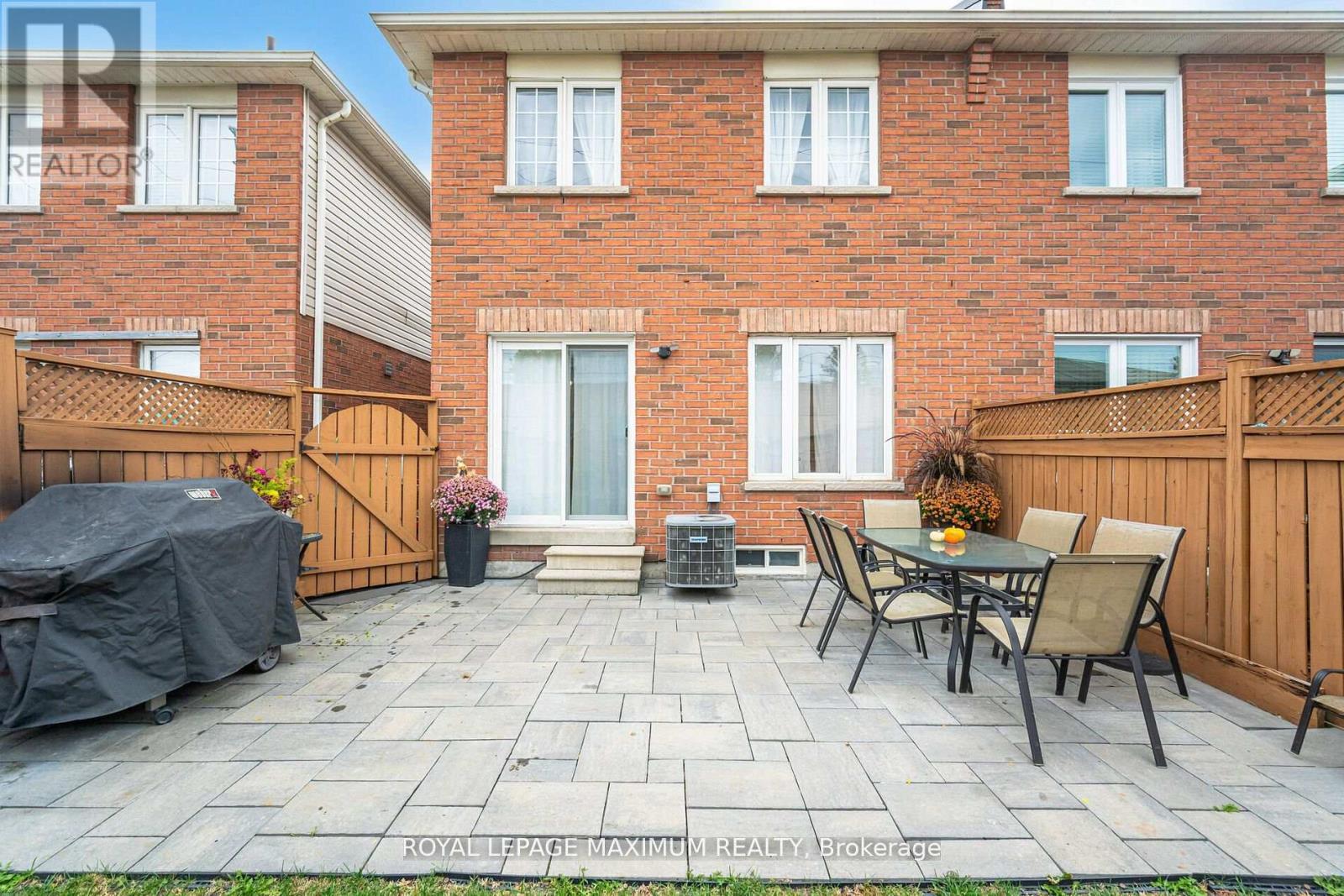 












50 BIG MOE CRESCENT

,
Brampton,




Ontario
L6P1J7

