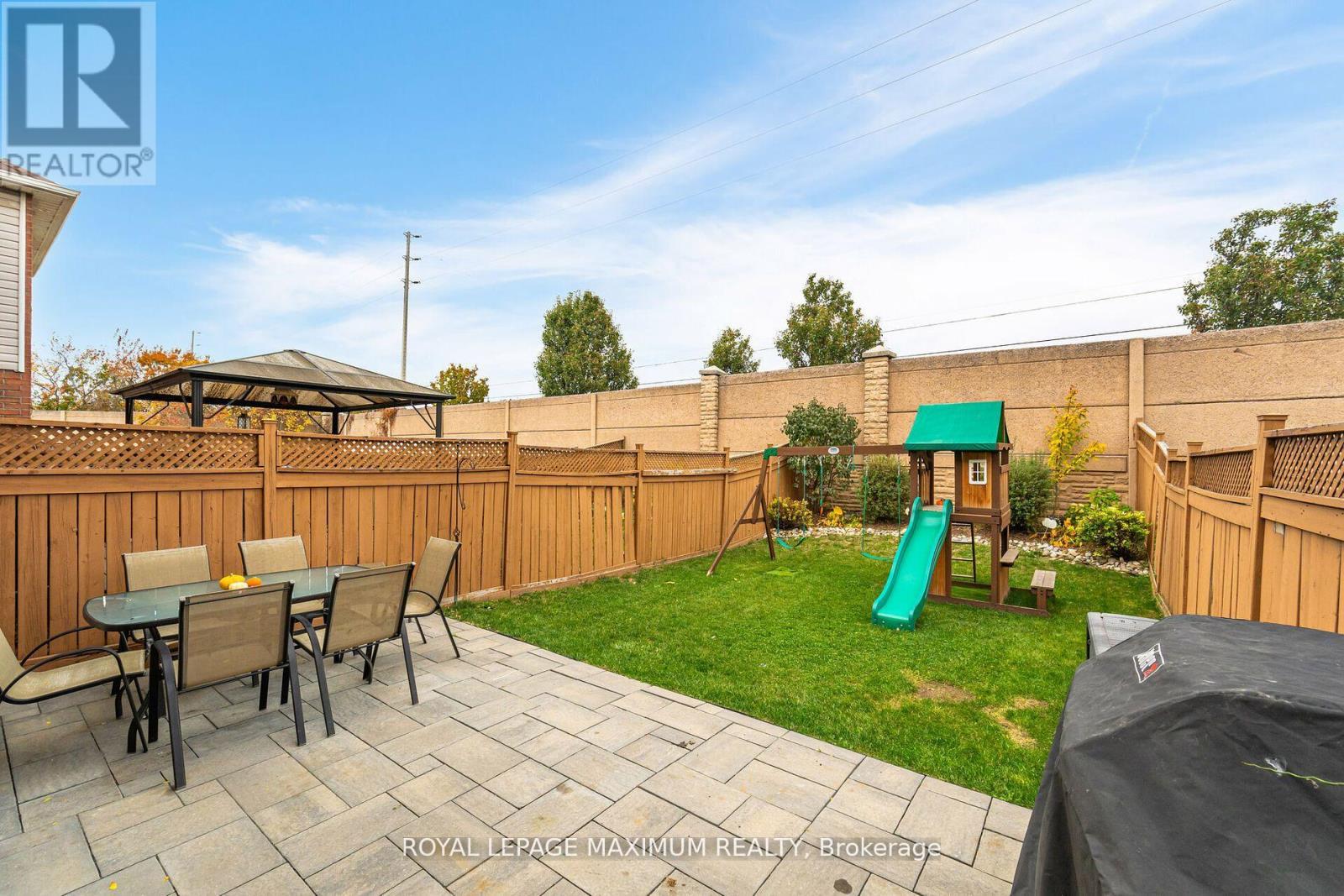 












50 BIG MOE CRESCENT

,
Brampton,




Ontario
L6P1J7

