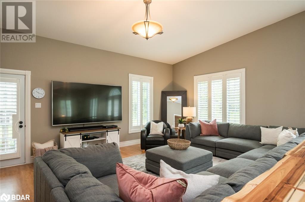 












5169 WELLINGTON RD 125 Road

,
Erin,




Ontario
L7J2L8

