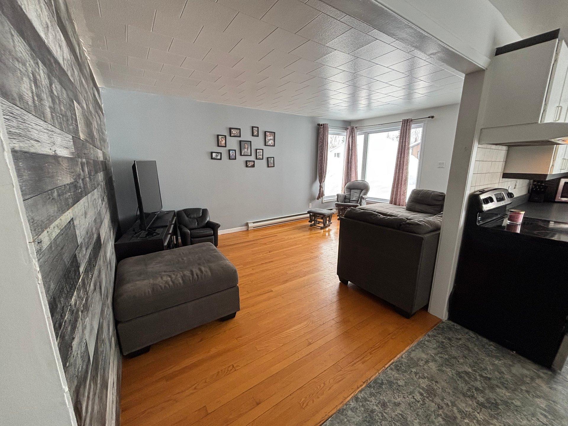 









752


5e Rue

,
Chibougamau,




QC
G8P1V2

