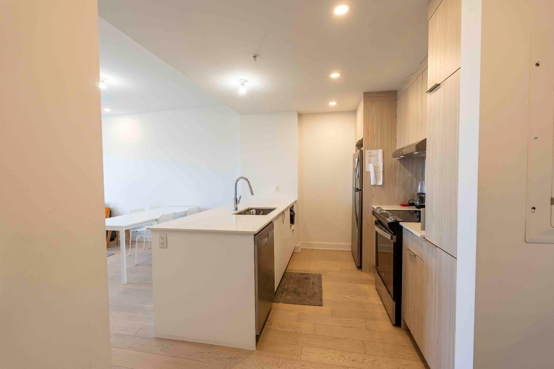 









10120


Rue Lauraine-Vaillancourt

, 502,
Montréal (Ahuntsic-Cartierville),




QC
H3L0B4

