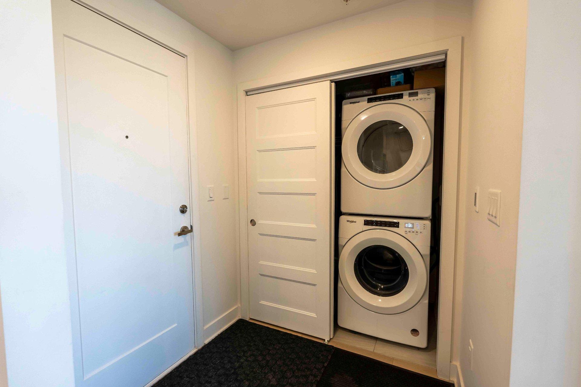 









10120


Rue Lauraine-Vaillancourt

, 502,
Montréal (Ahuntsic-Cartierville),




QC
H3L0B4

