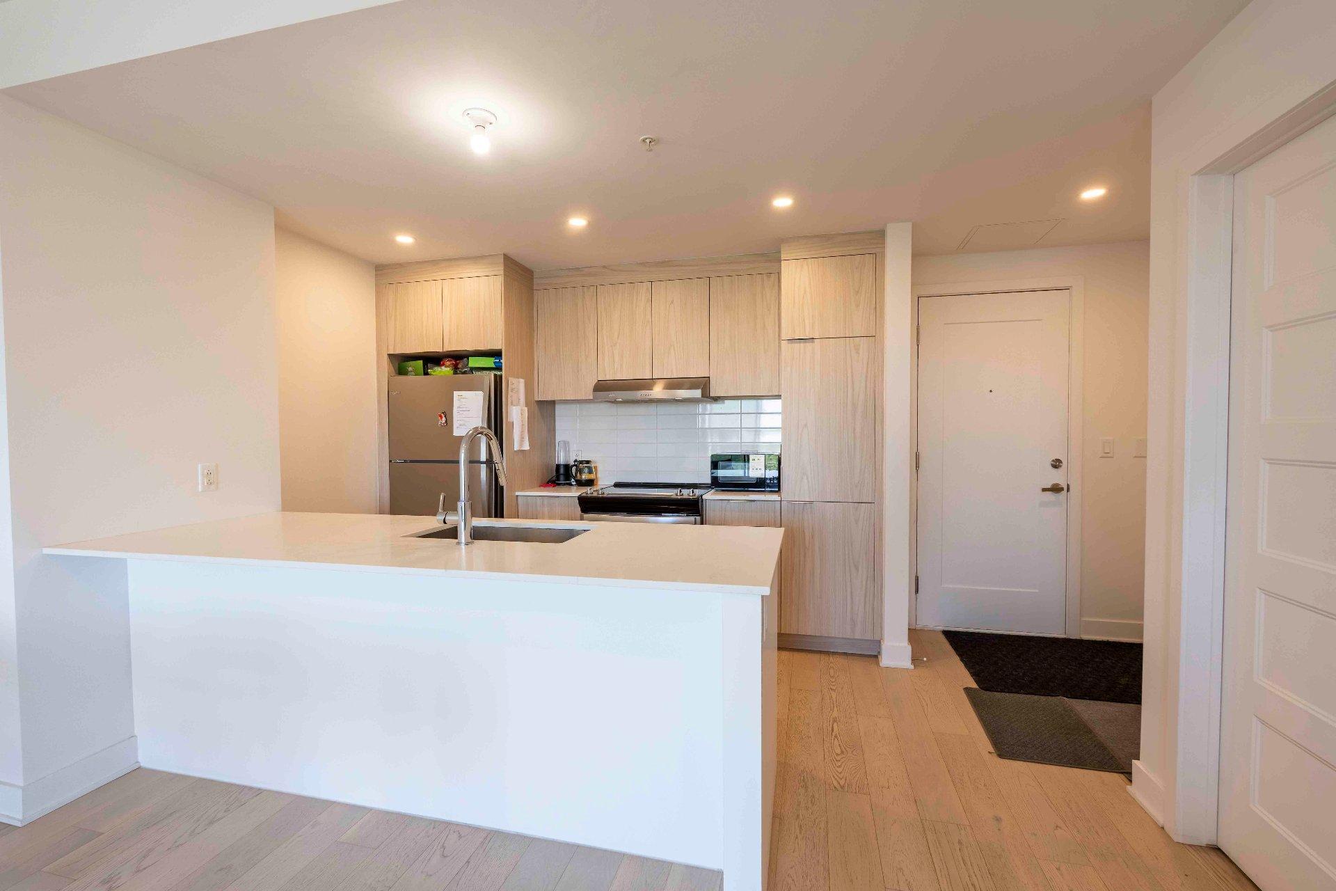 









10120


Rue Lauraine-Vaillancourt

, 502,
Montréal (Ahuntsic-Cartierville),




QC
H3L0B4

