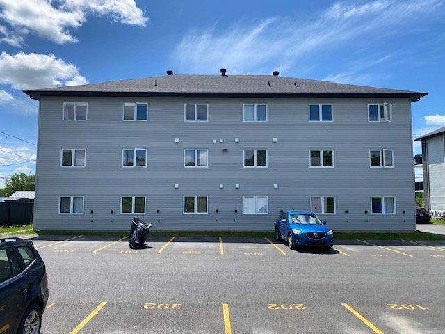 









460


Rue Lewis O.

,
Waterloo,




QC
J0E2N0

