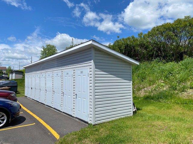 









460


Rue Lewis O.

,
Waterloo,




QC
J0E2N0

