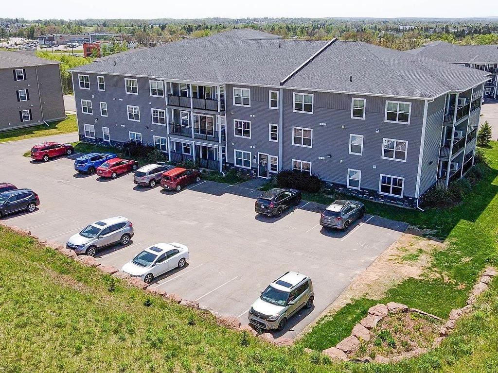 












205 208 Shakespeare Drive

,
Stratford,




PE
C1B 4B7

