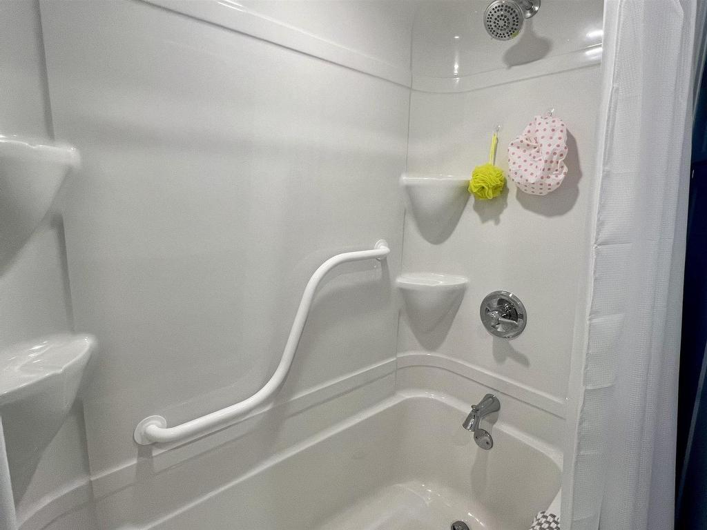 












UNIT 3 769 Pictou Road

,
East Mountain,




NS
B6L 2M8

