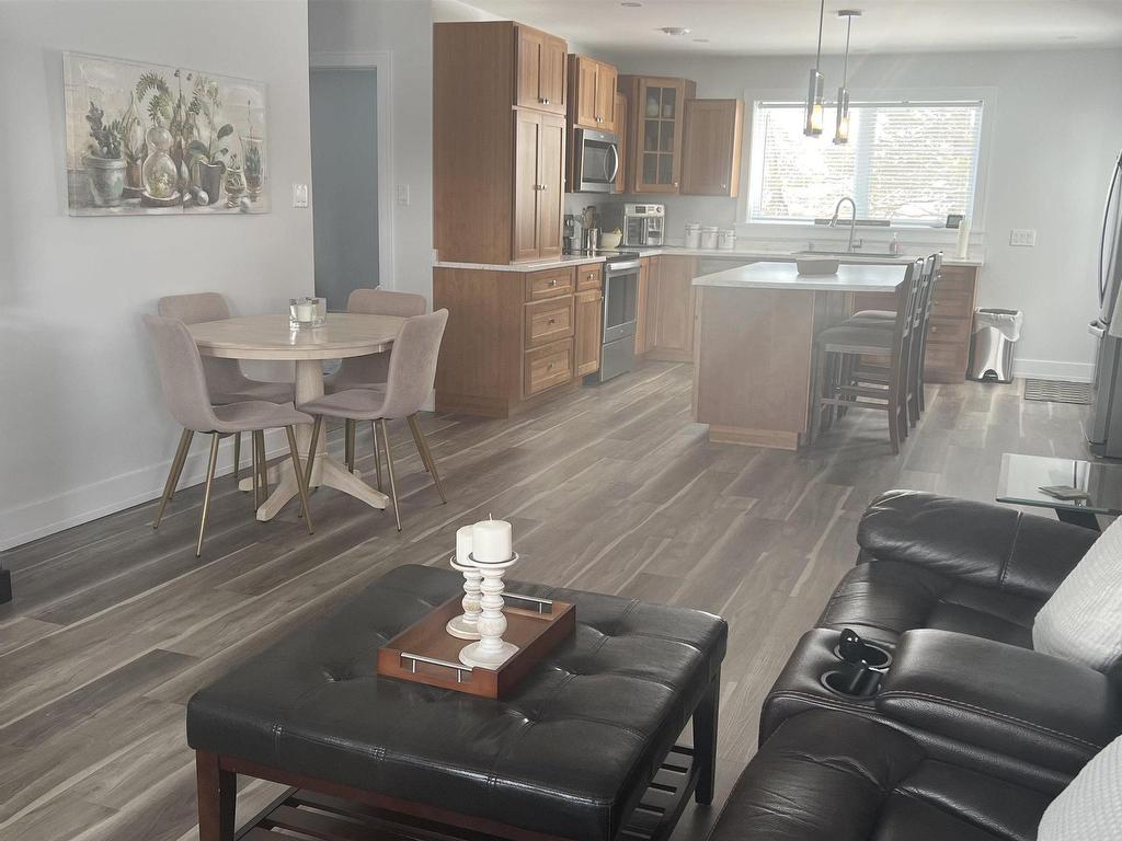 












UNIT 3 769 Pictou Road

,
East Mountain,




NS
B6L 2M8

