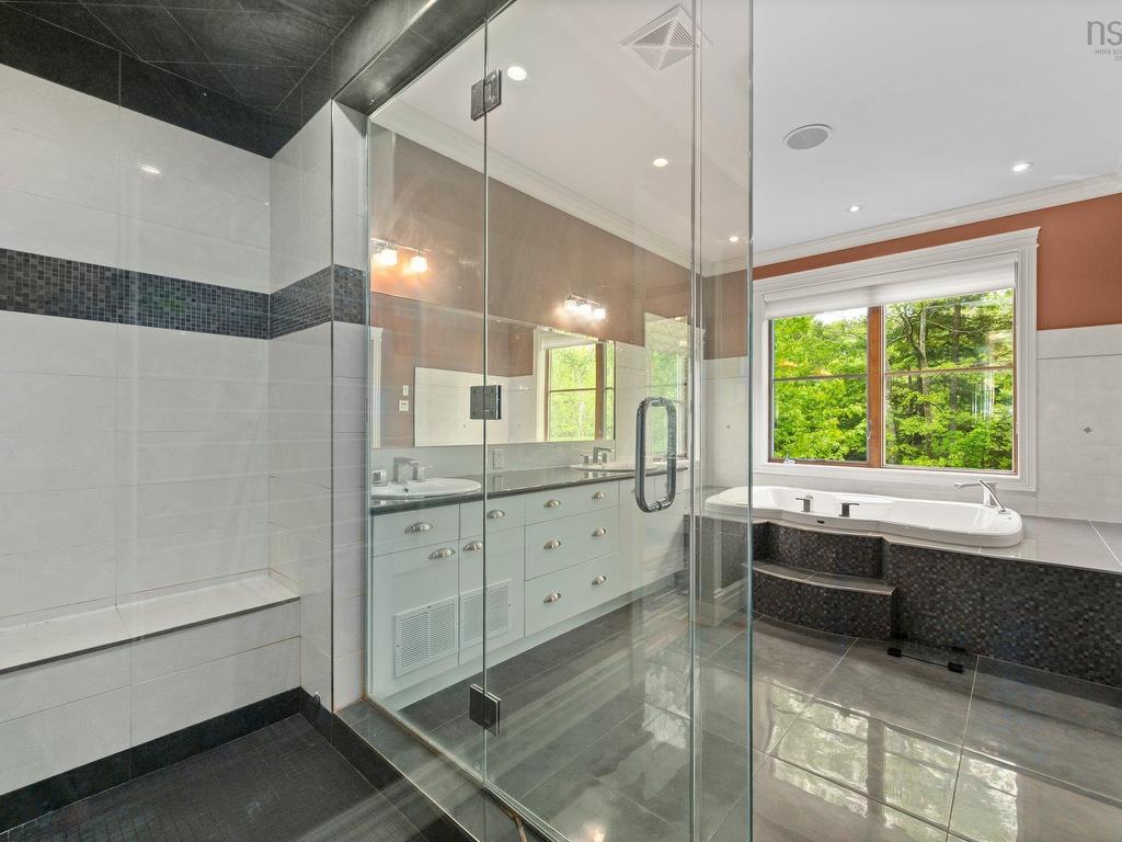 












72 Worthington Place

,
Bedford,




NS
B4A 0C5

