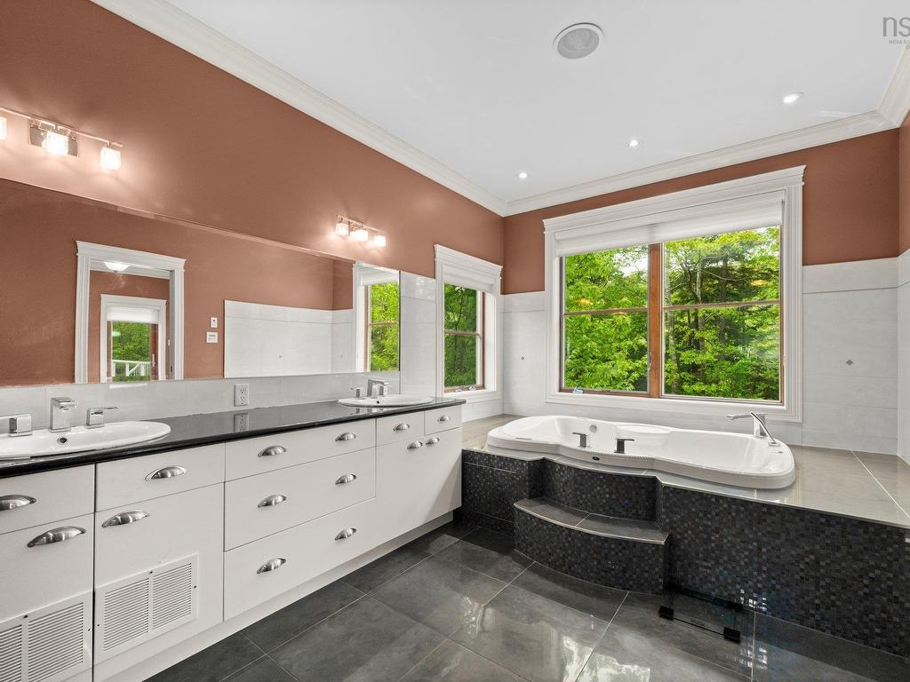 












72 Worthington Place

,
Bedford,




NS
B4A 0C5

