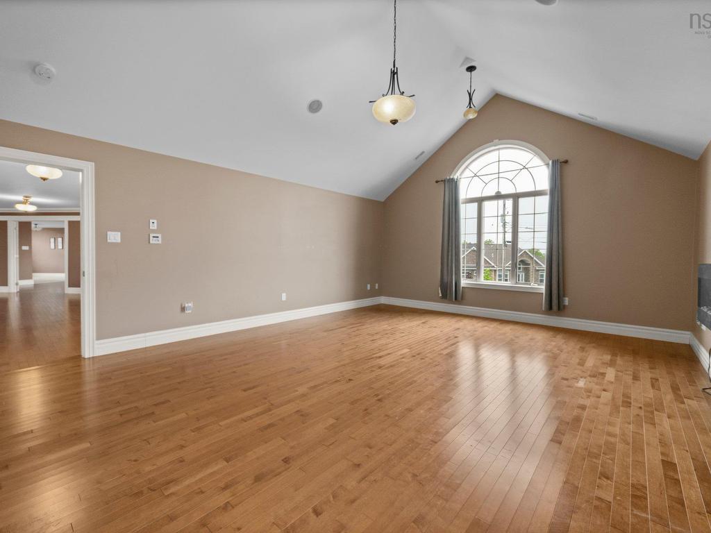












72 Worthington Place

,
Bedford,




NS
B4A 0C5

