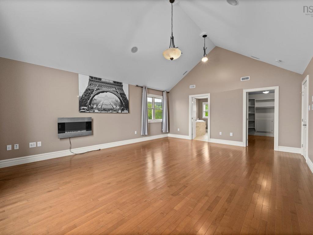 












72 Worthington Place

,
Bedford,




NS
B4A 0C5


