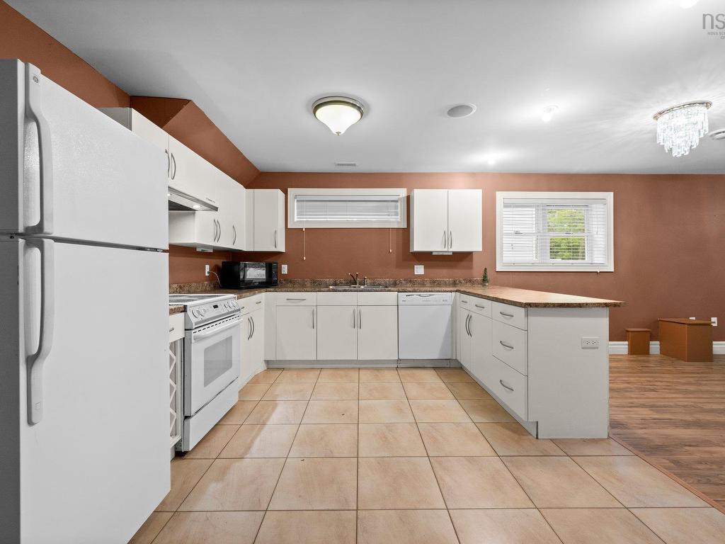 












72 Worthington Place

,
Bedford,




NS
B4A 0C5

