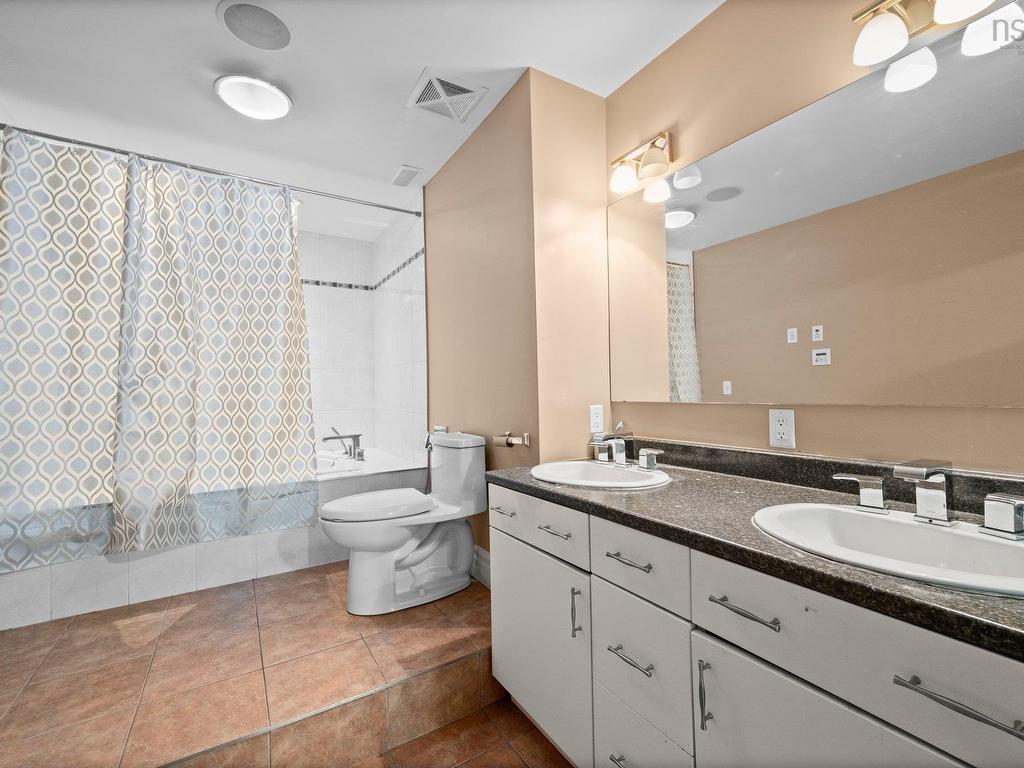 












72 Worthington Place

,
Bedford,




NS
B4A 0C5

