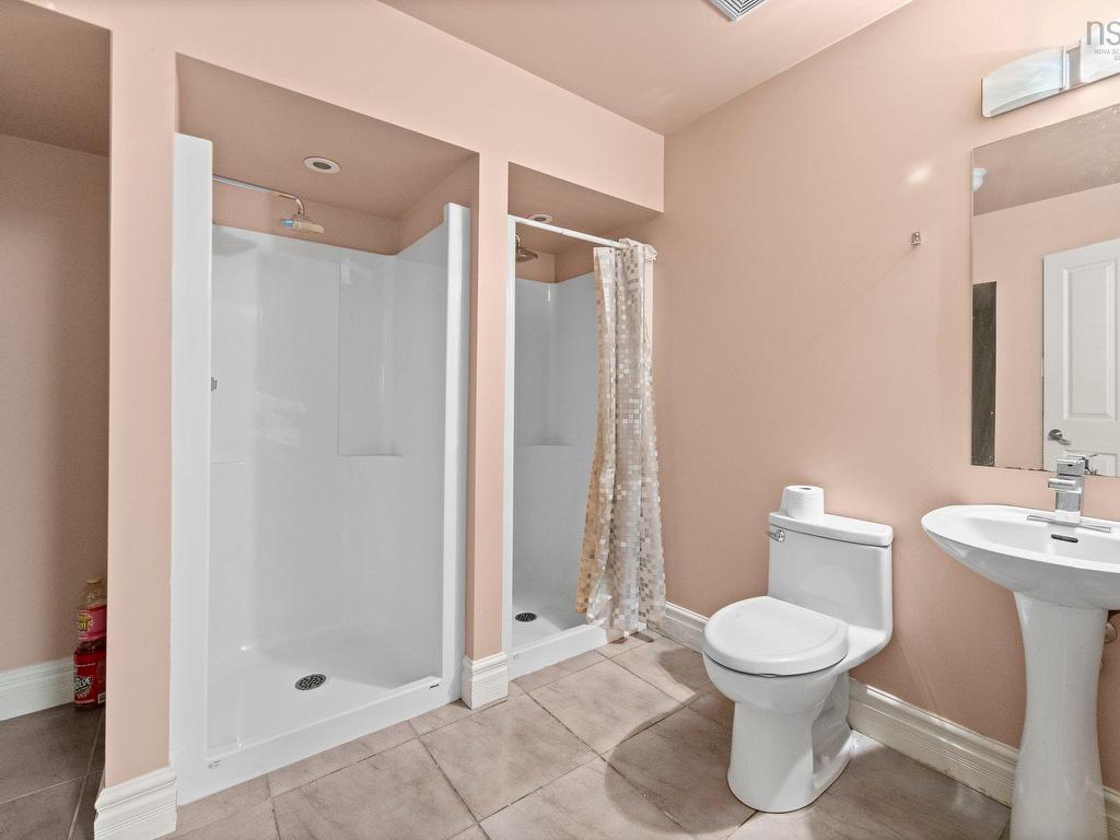 












72 Worthington Place

,
Bedford,




NS
B4A 0C5

