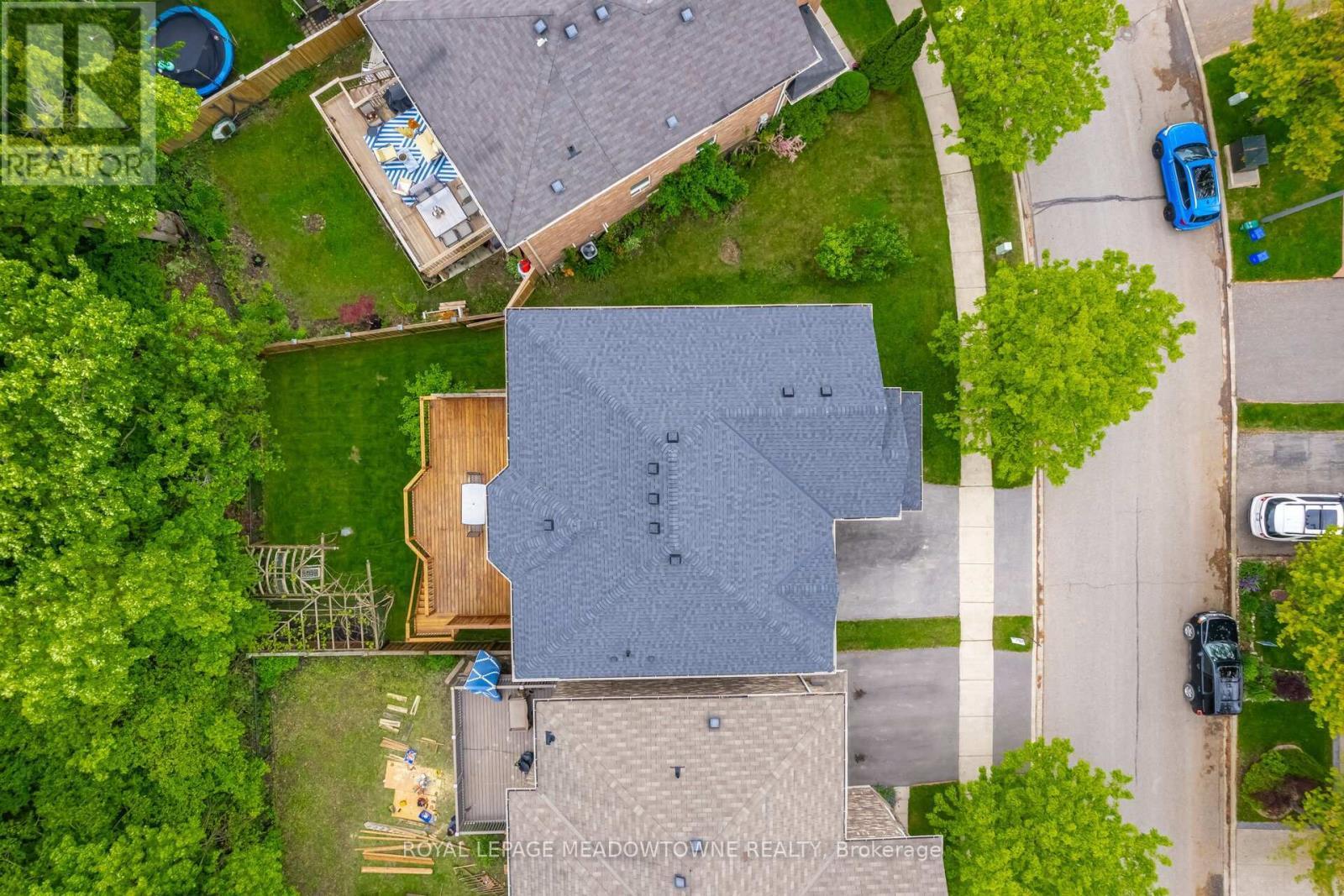 












1212 FOX CRESCENT

,
Milton,




Ontario
L9T6C6

