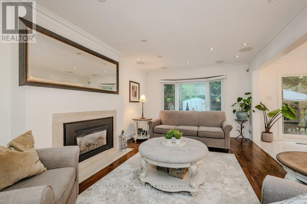 












1457 POSTMASTER DRIVE

,
Oakville,




Ontario
L6M2Z4

