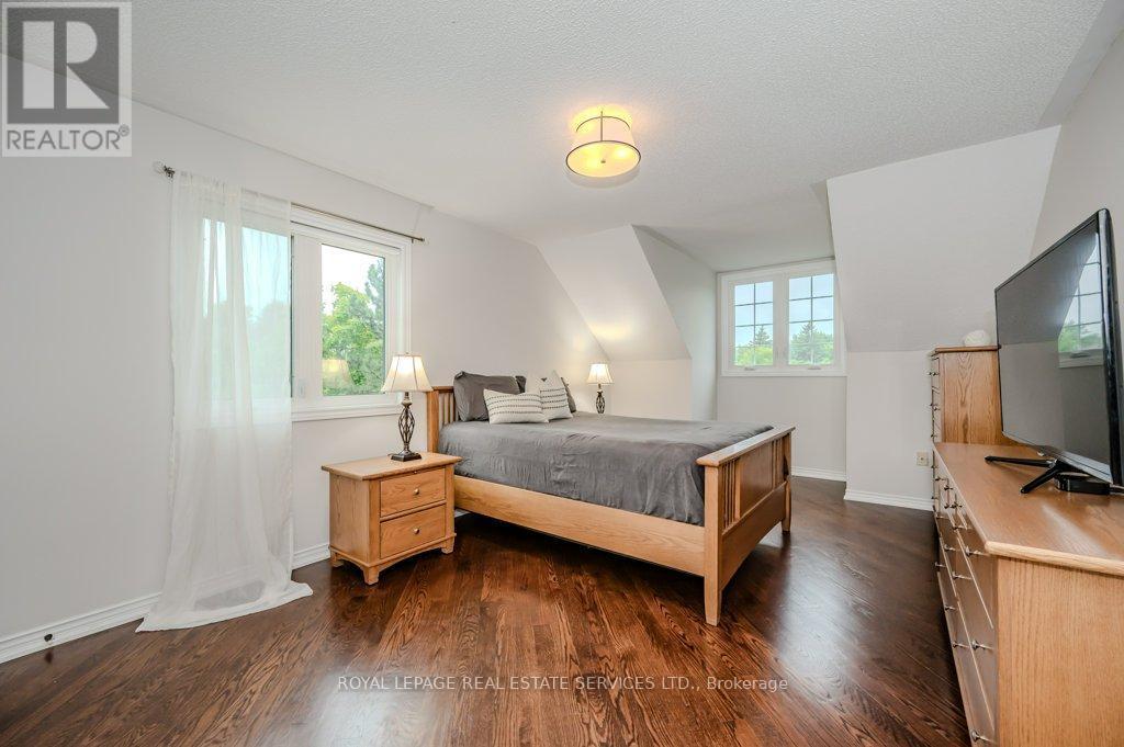 












1457 POSTMASTER DRIVE

,
Oakville,




Ontario
L6M2Z4

