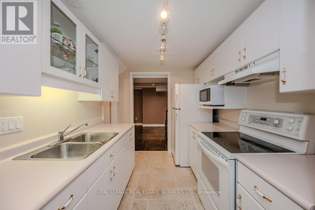 












1457 POSTMASTER DRIVE

,
Oakville,




Ontario
L6M2Z4

