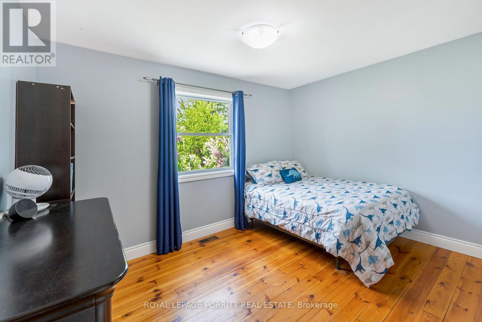 












1101 HAWN ROAD

,
Bracebridge,




Ontario
P1L1X1

