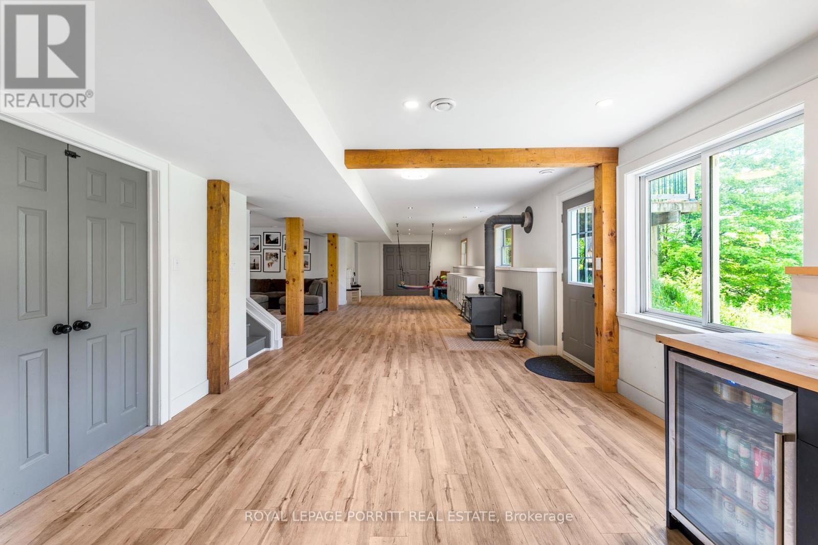 












1101 HAWN ROAD

,
Bracebridge,




Ontario
P1L1X1

