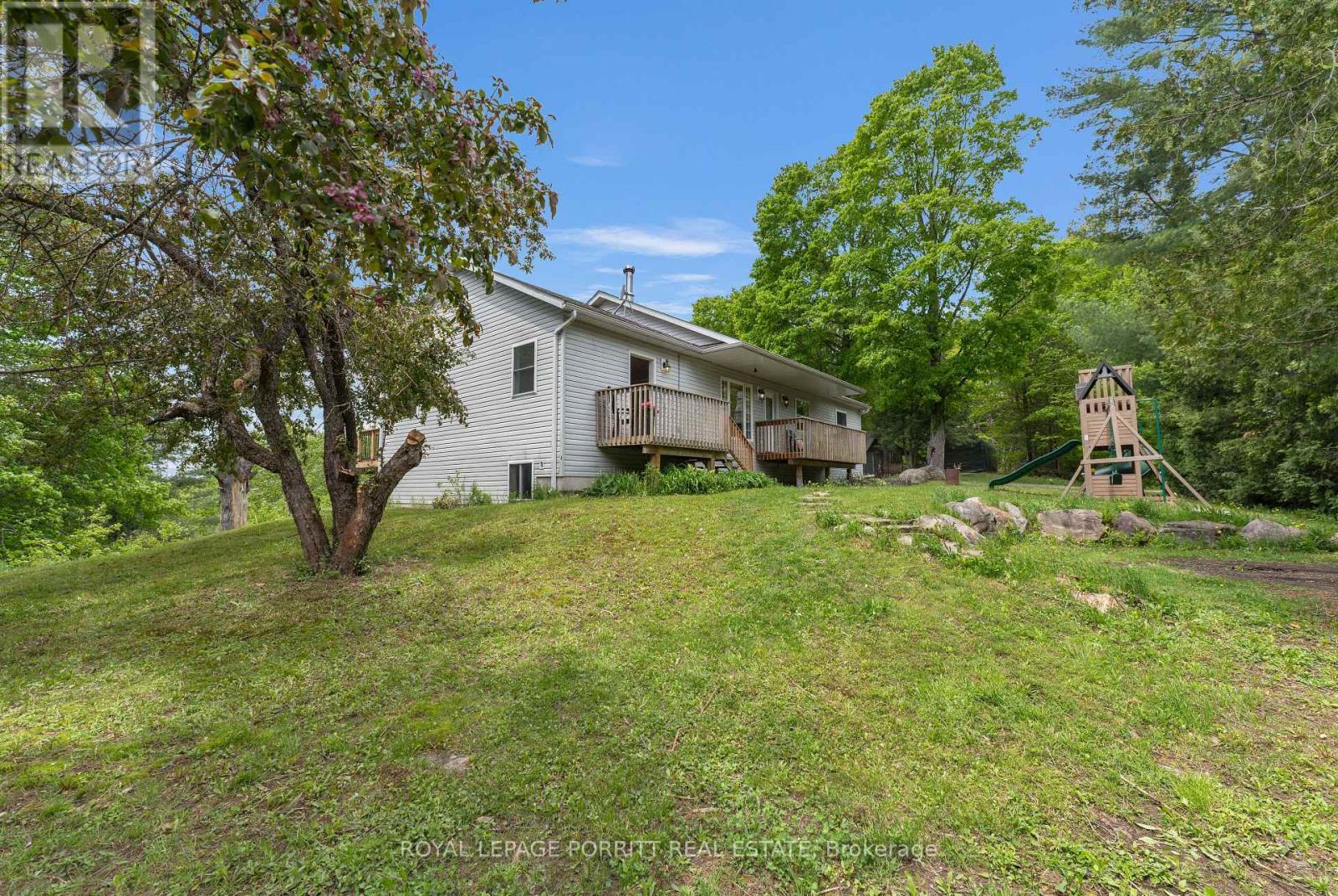 












1101 HAWN ROAD

,
Bracebridge,




Ontario
P1L1X1

