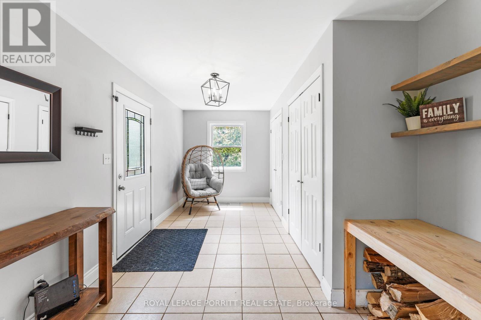 












1101 HAWN ROAD

,
Bracebridge,




Ontario
P1L1X1

