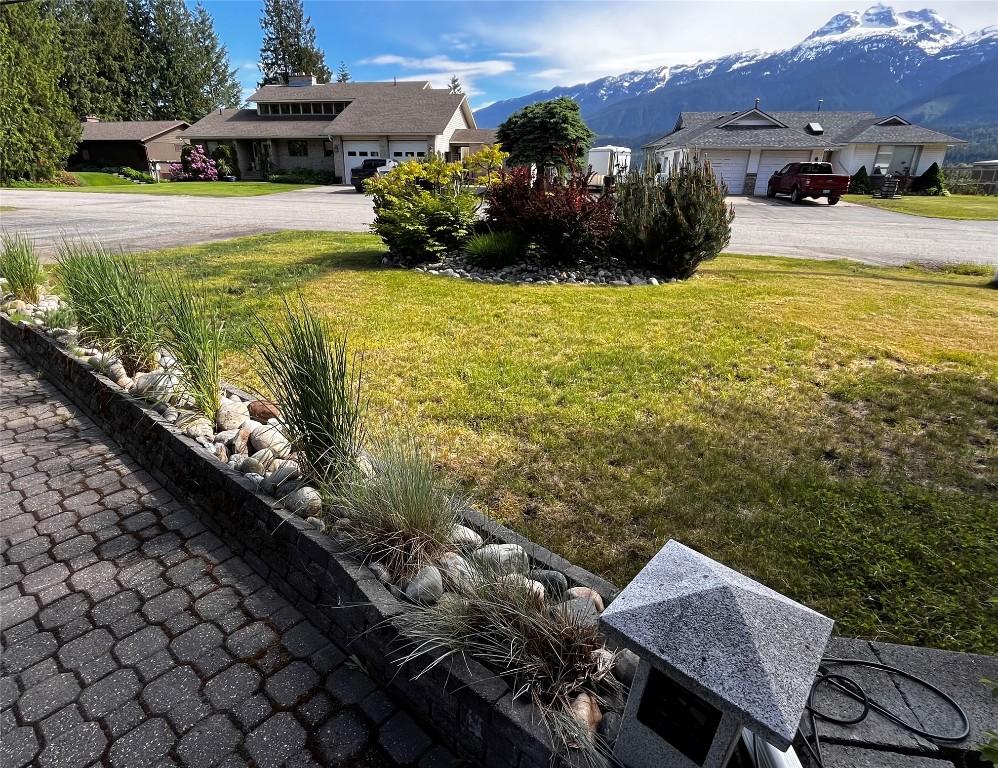 









1126


Nichol

Road,
Revelstoke,




BC
V0E 2S1

